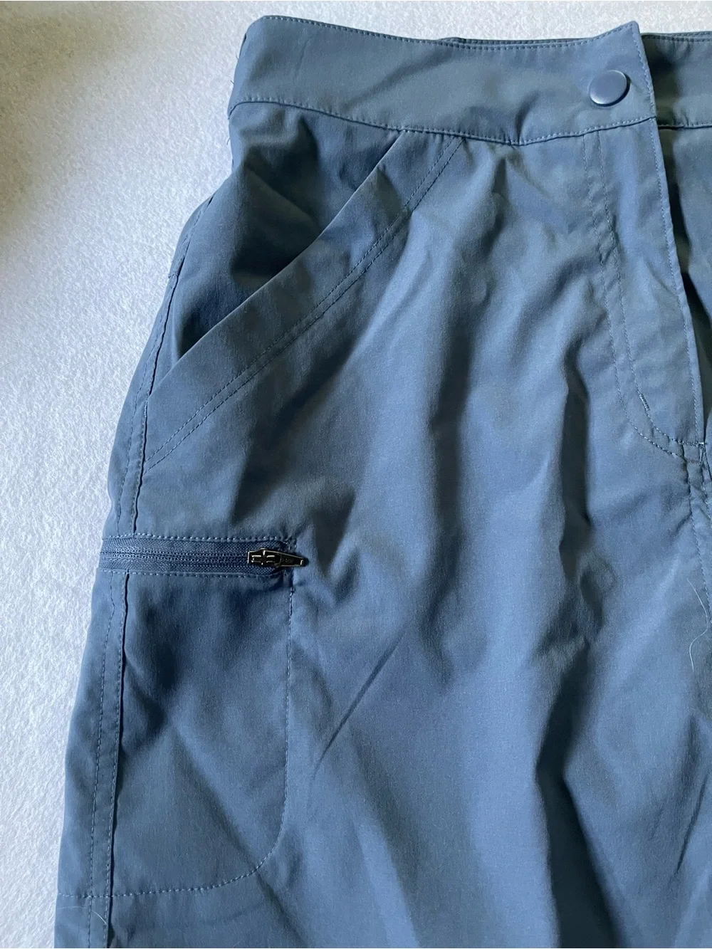32° Cool Lightweight Slate Blue Skort